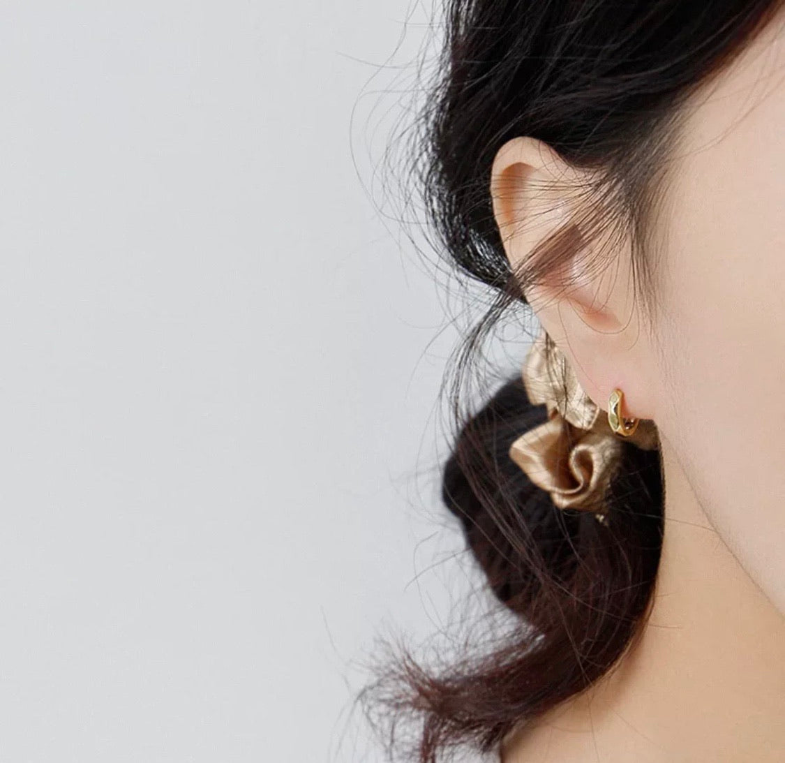 Gold Huggie Hoop hexagon Havana Earrings